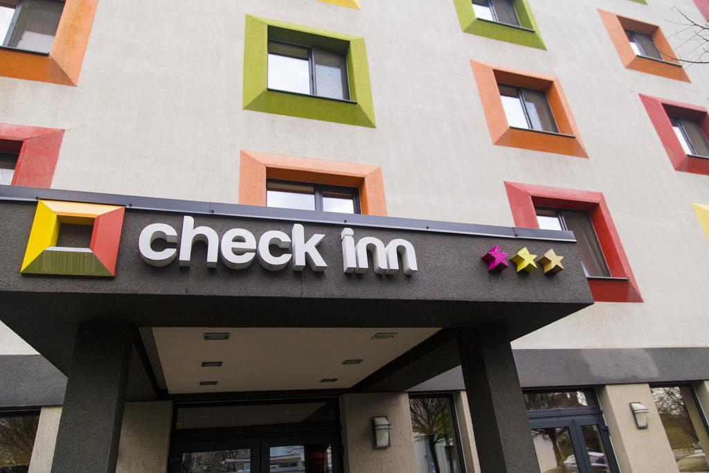 Hotel Check Inn Temesvár Kültér fotó